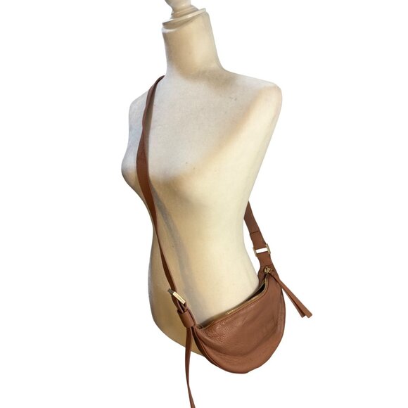 Brown Leather Hobo Shoulder Bag With Woven Detail & Adjustable Strap - Picture 8 of 11